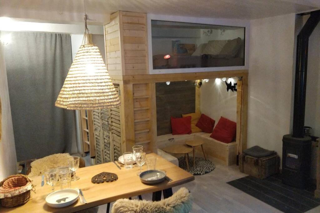 Chaleureux Petit Appartement De 4 Couchages Saint-Étienne-de-Tinée Exteriér fotografie